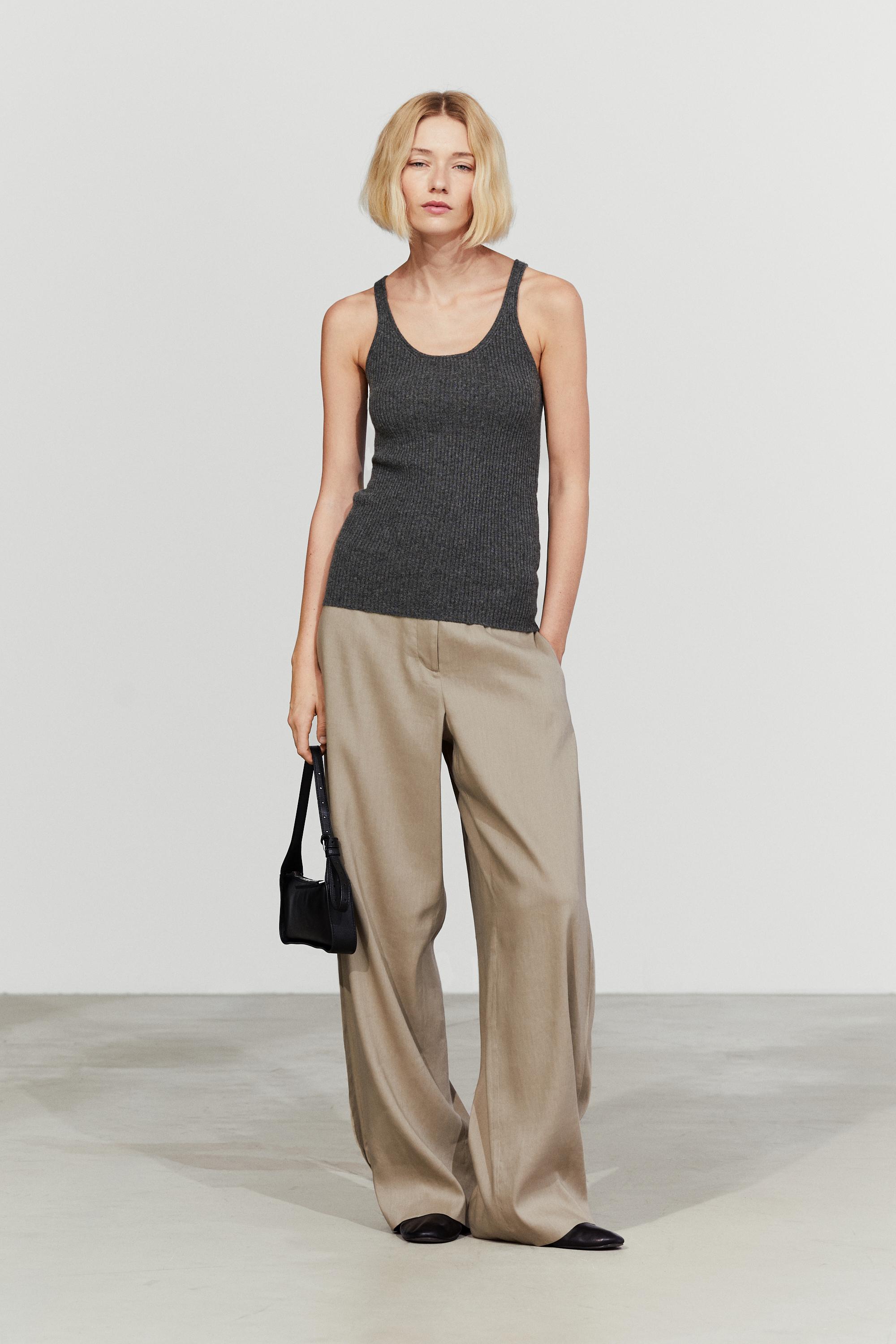 100% cashmere ribbed knit top